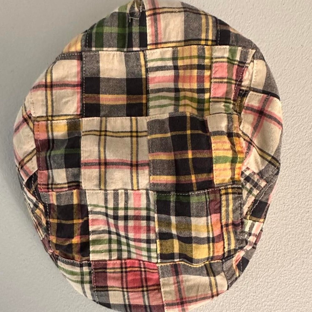 Baby gap plaid hat toddler size M/L